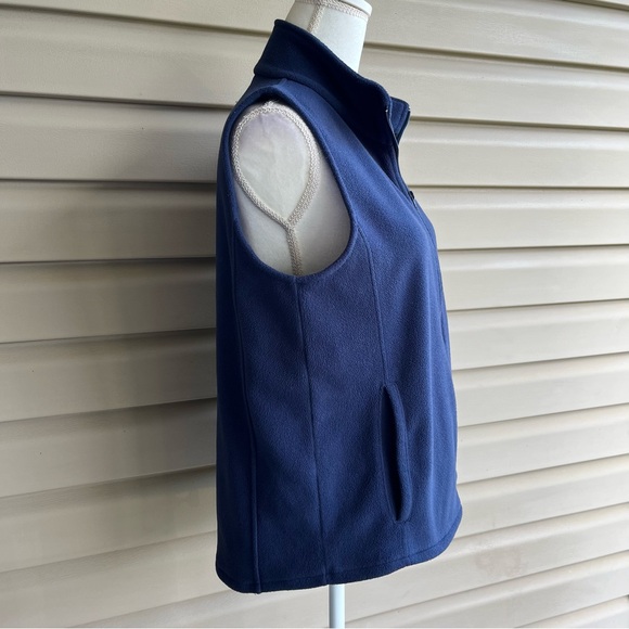 •Woolrich• Women's Mock Neck Full Zip Fleece Vest - Size Medium - Picture 4 of 9